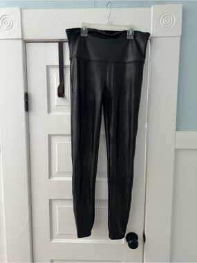 Spanx Faux Leather Leggings Size 1X TALL, EUC
